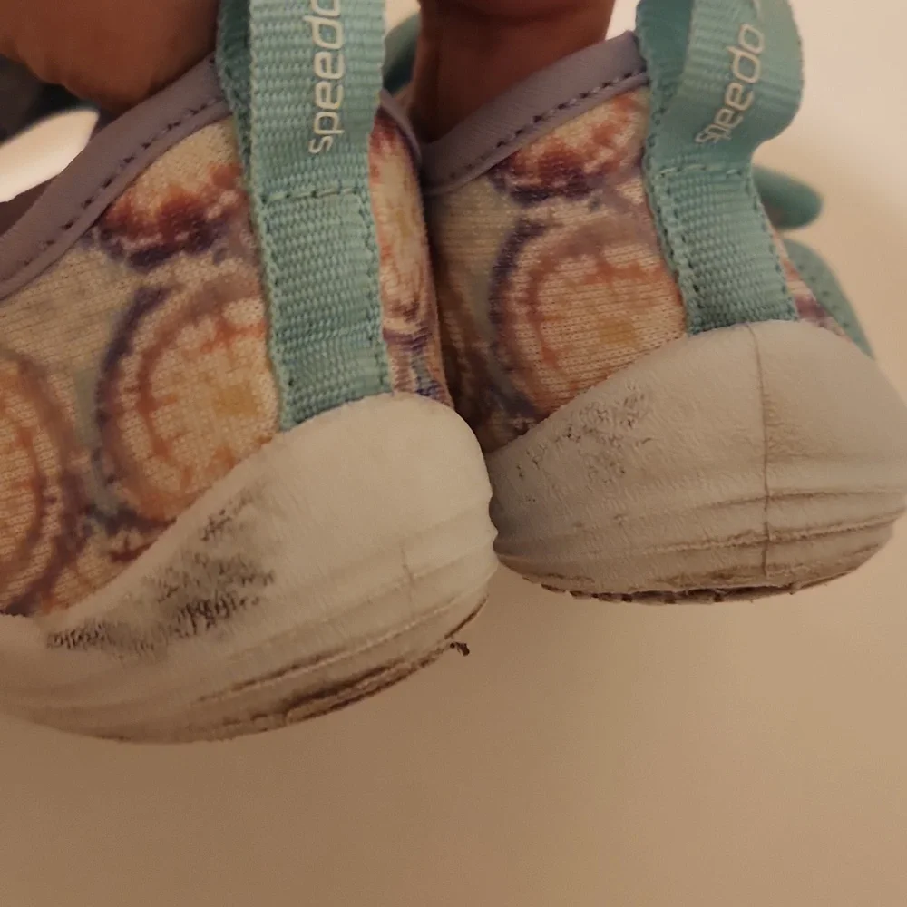 Speedo Water Shoe- Size 9/10 Toddler